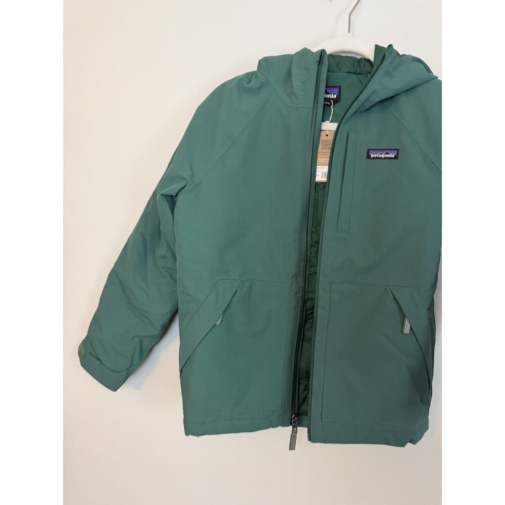 Patagonia Everyday Ready Hooded Jacket Conifer Green Waterproof Kids 10 NWT $169 - Picture 2 of 16